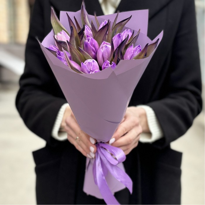 15 тюльпанов фуксия