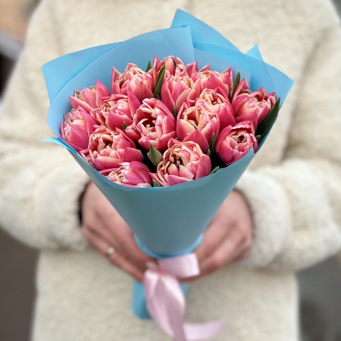 15 розовых пионовидных тюльпанов Коламбус