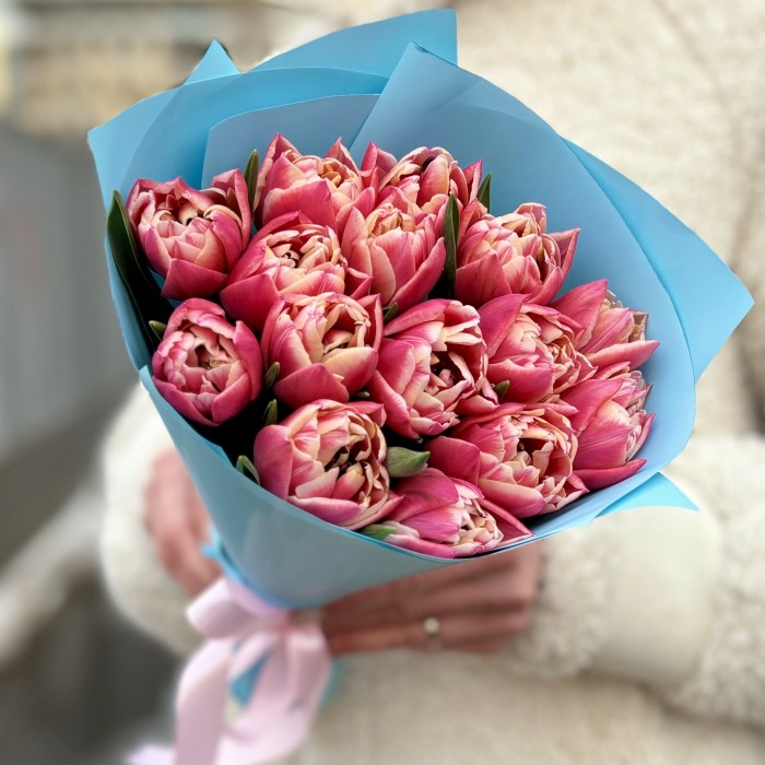 15 розовых пионовидных тюльпанов Коламбус