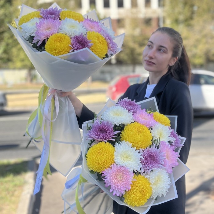 15 ярких хризантем MIX в упаковке
