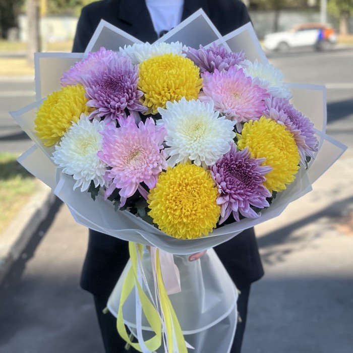 15 ярких хризантем MIX в упаковке