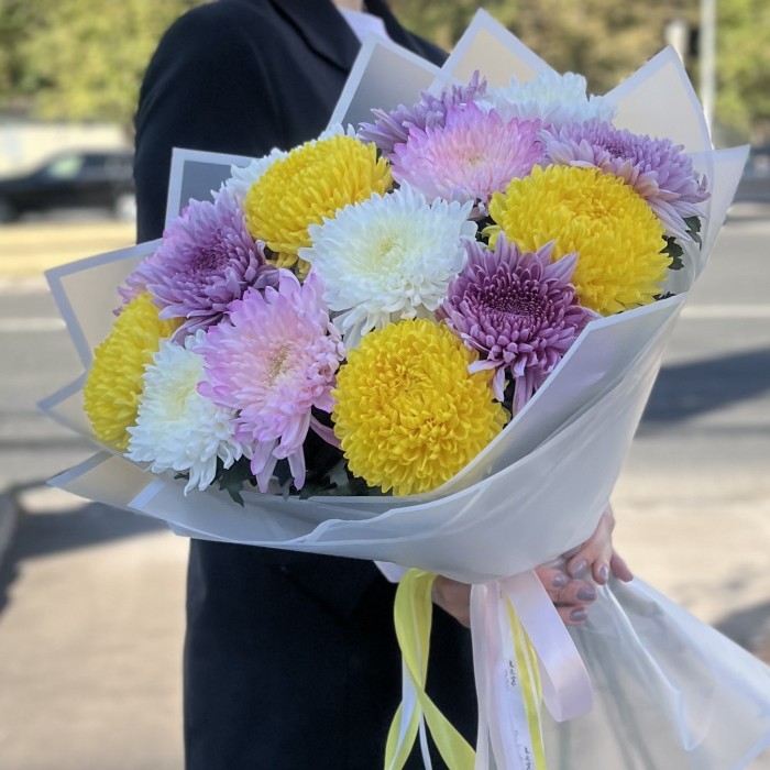 15 ярких хризантем MIX в упаковке