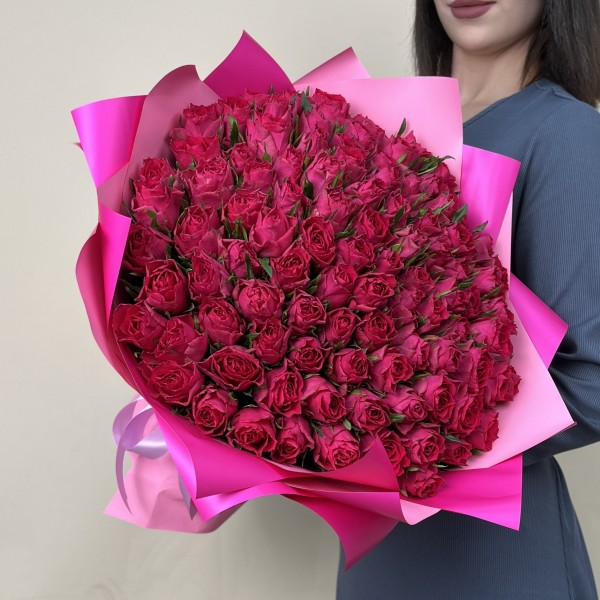101 Малиновая роза Такаци 40 см