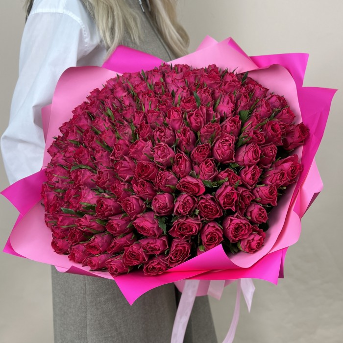 151 малиновая роза Такаци 40 см
