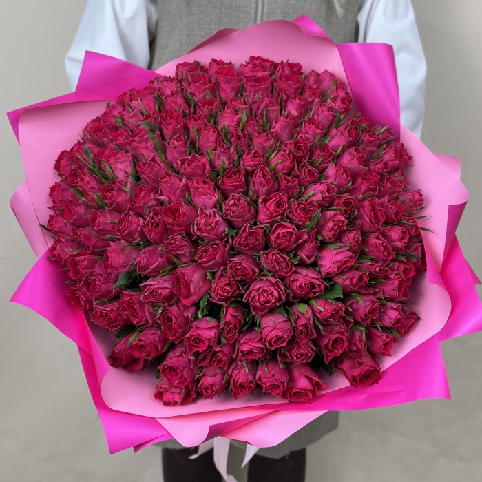 151 малиновая роза Такаци 40 см