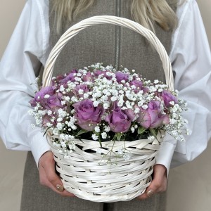Букет дня в корзине розовые облака
