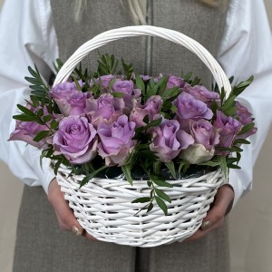 Букет дня в корзине Праздник