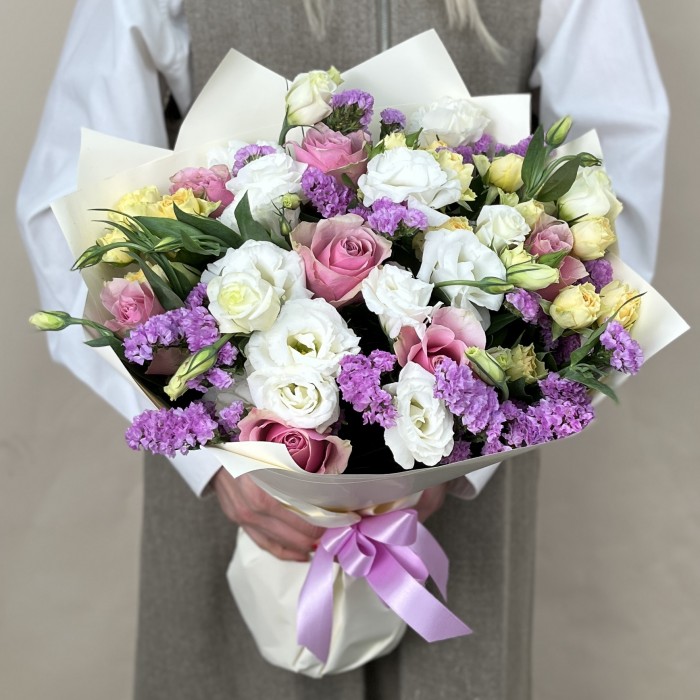 Сборный букет Яркие Моменты