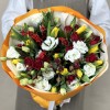 Яркий букет на день рождения для бабушки