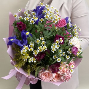 Букет дня в коробке Символ Любви