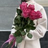 5 пионовидных сиреневых роз Кантри блюз 70 см