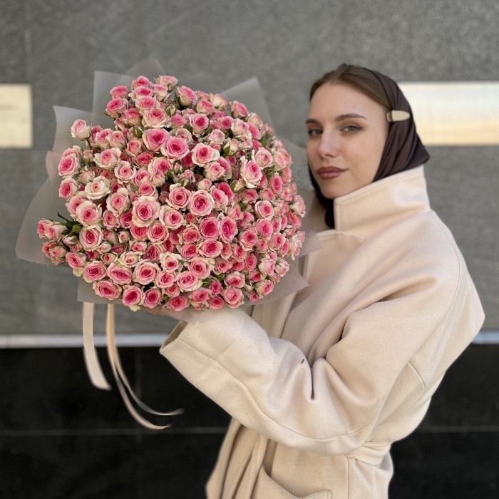 51 кустовая Роза Тралала 40 см