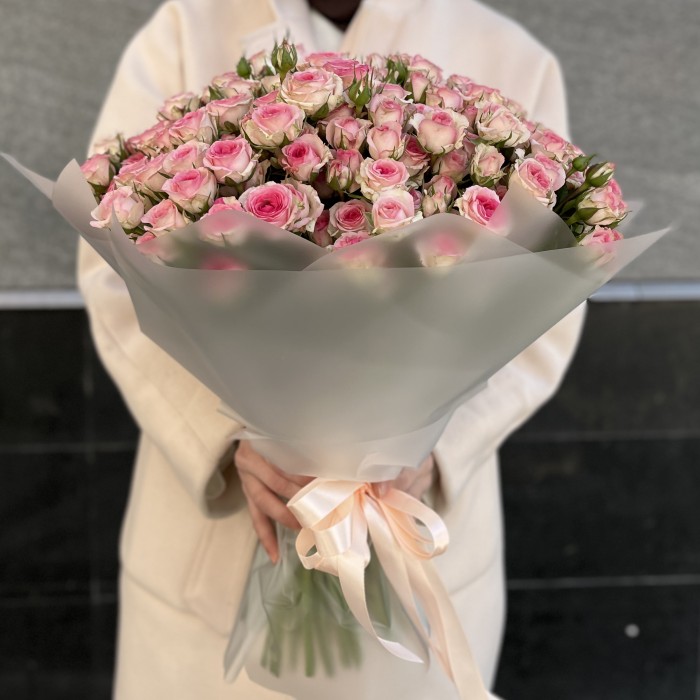 51 кустовая Роза Тралала 40 см