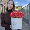 15 кустовых роз Саммер Дэнс в белой коробке