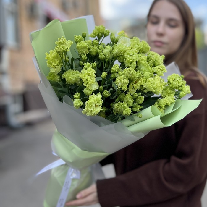 15 махровых зеленых эустом