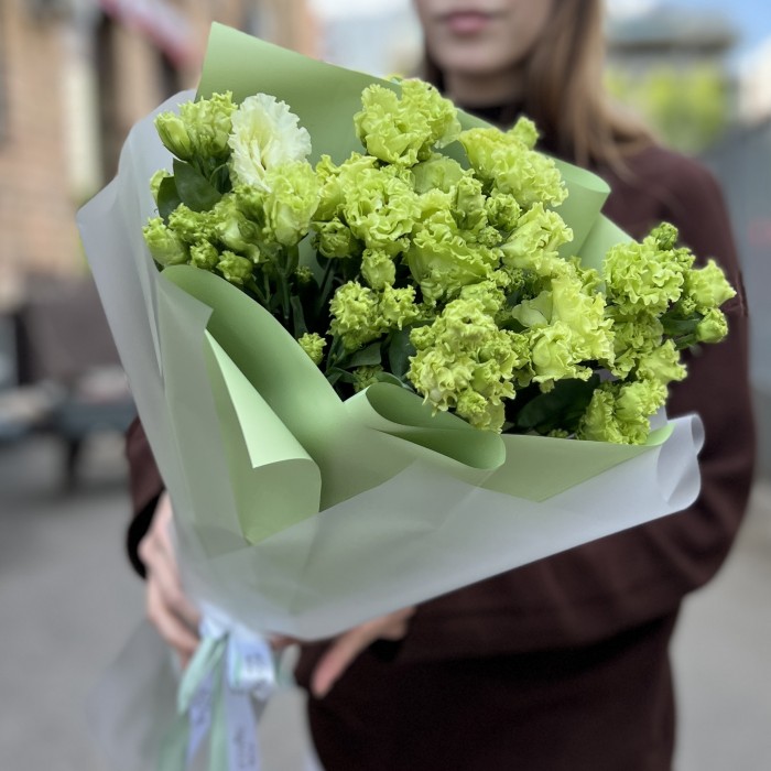 Букет из 11 зеленых эустом