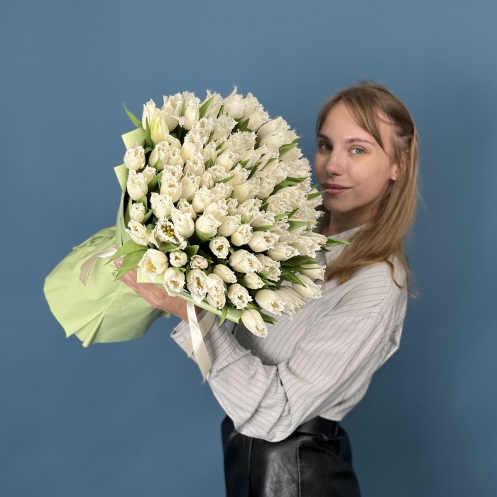 101 белый махровый тюльпан