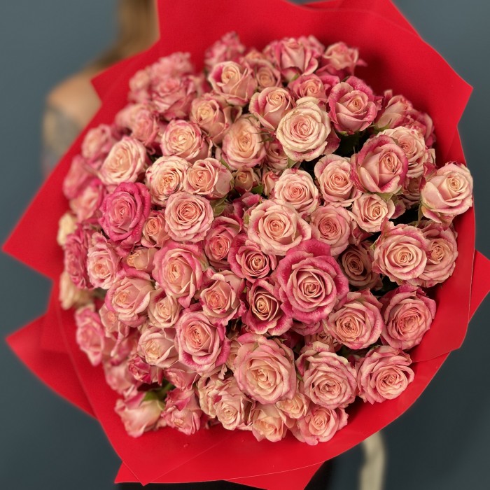 25 кустовых роз Флиндерс Лейн 40 см