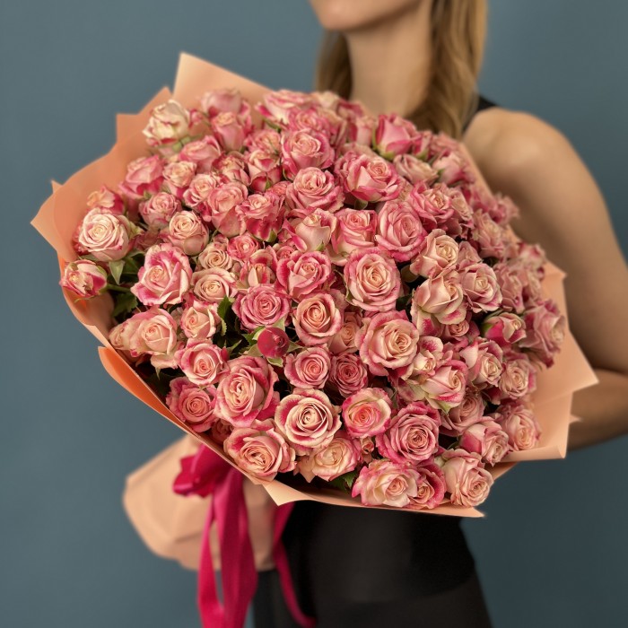 35 кустовых роз Флиндерс Лейн 40 см