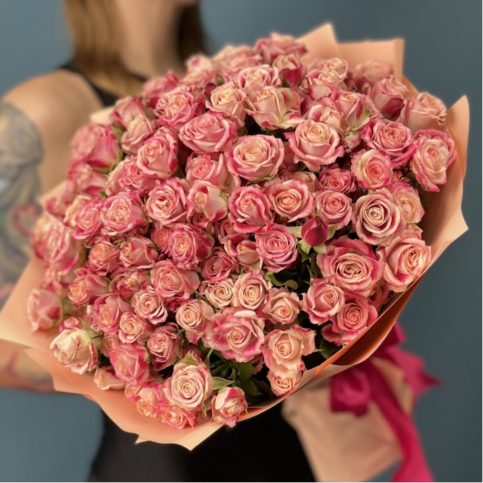 35 кустовых роз Флиндерс Лейн 40 см