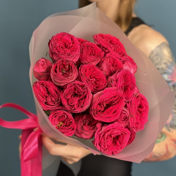 5 кустовых пионовидных роз Роял трендсеттер 40 см