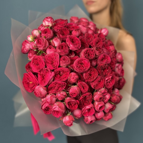 51 кустовая пионовидная роза Роял трендсеттер 50 см