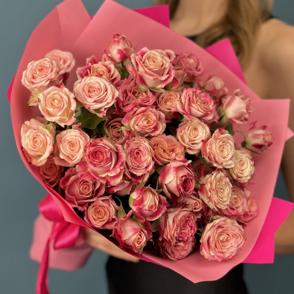 9 кустовых роз Флиндерс Лейн 40 см