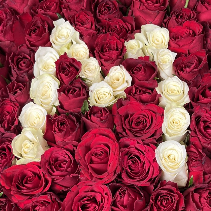 Сет из 4 маленьких коробок с розами Мама