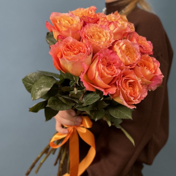 11 роз Фри спирит 50 см