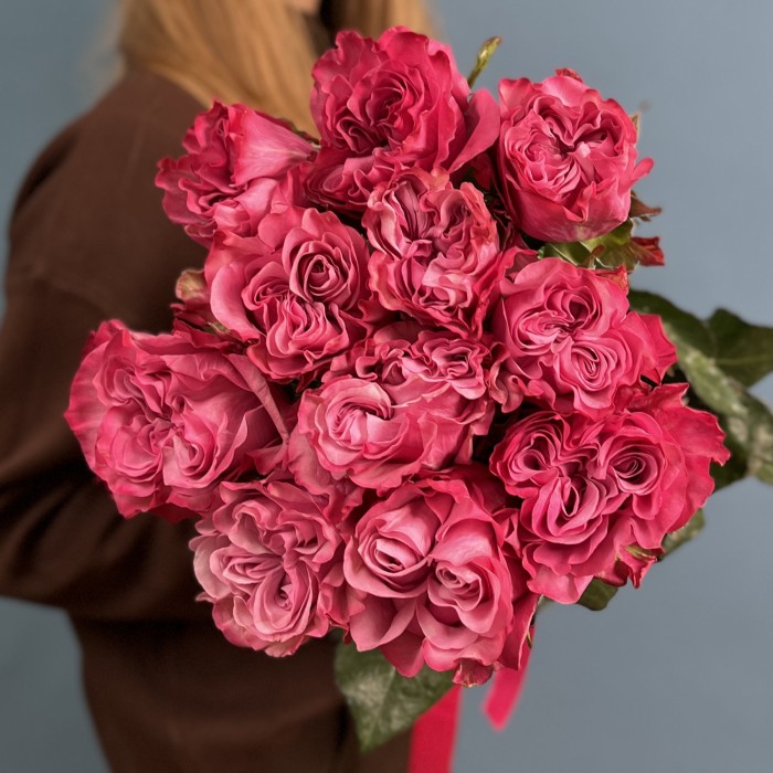 11 пионовидных роз Кантри блюз 60 см