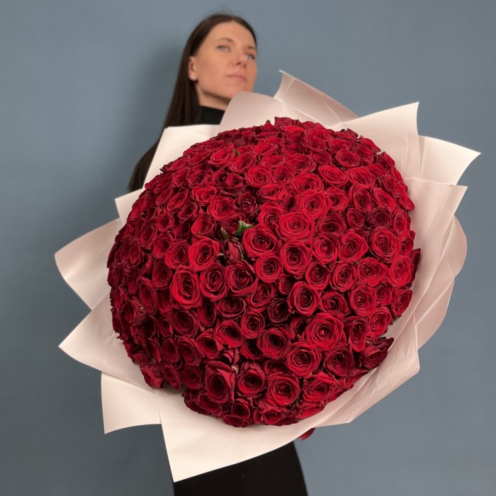 201 красная Роза ред Наоми 50 см