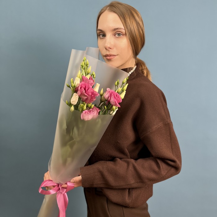 Букет из 3 розовых эустом
