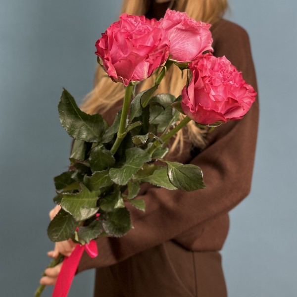 3 пионовидные розы Кантри блюз 60 см