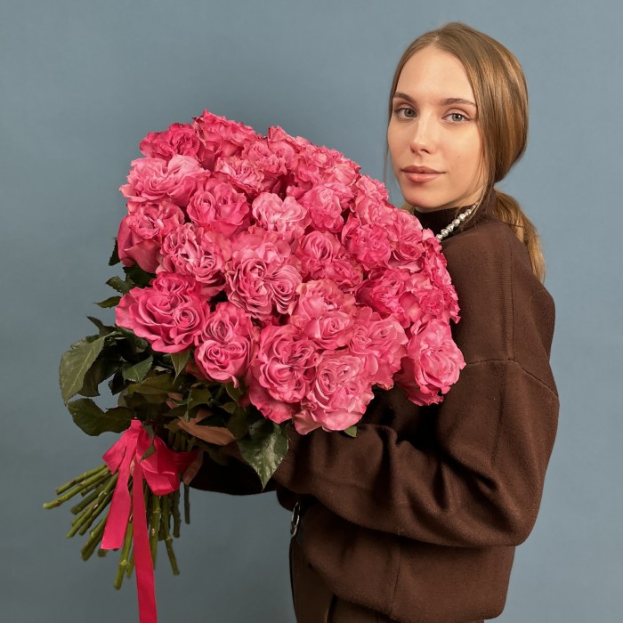 35 пионовидных роз Кантри блюз 60 см