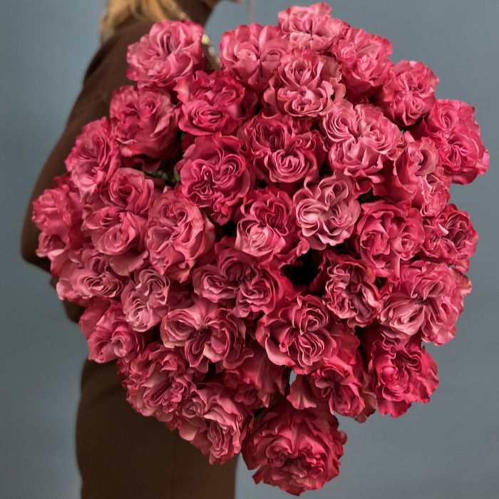 35 пионовидных роз Кантри блюз 60 см