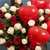 51 красная и белая роза в корзине Люблю Тебя