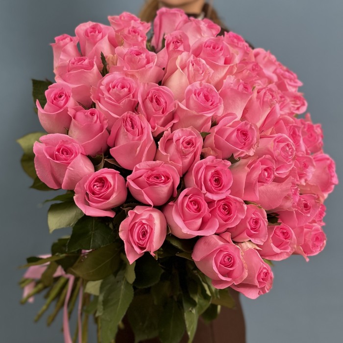 55 розовых роз Ревиваль 60 см