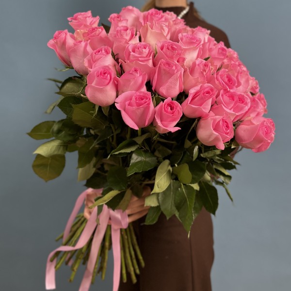 55 розовых роз Ревиваль 60 см