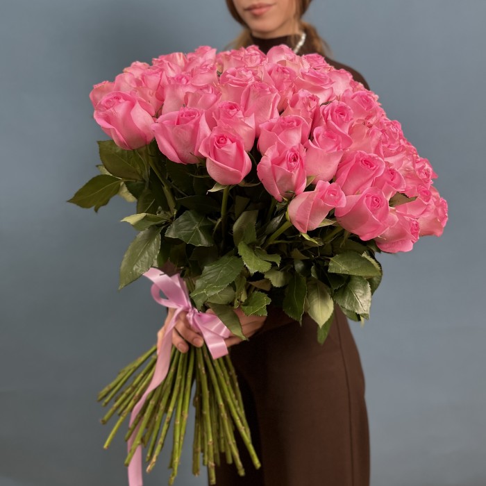 75 розовых роз Ревиваль 60 см