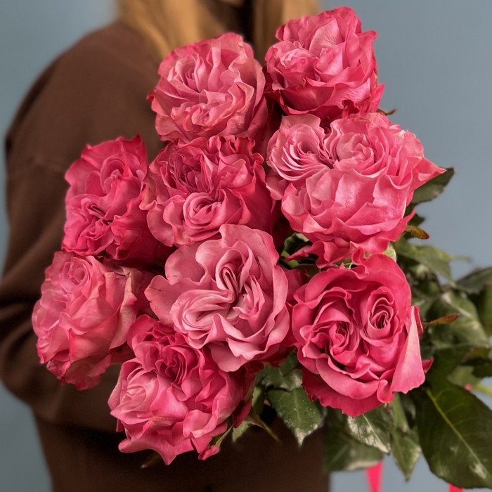 9 пионовидных роз Кантри блюз 60 см