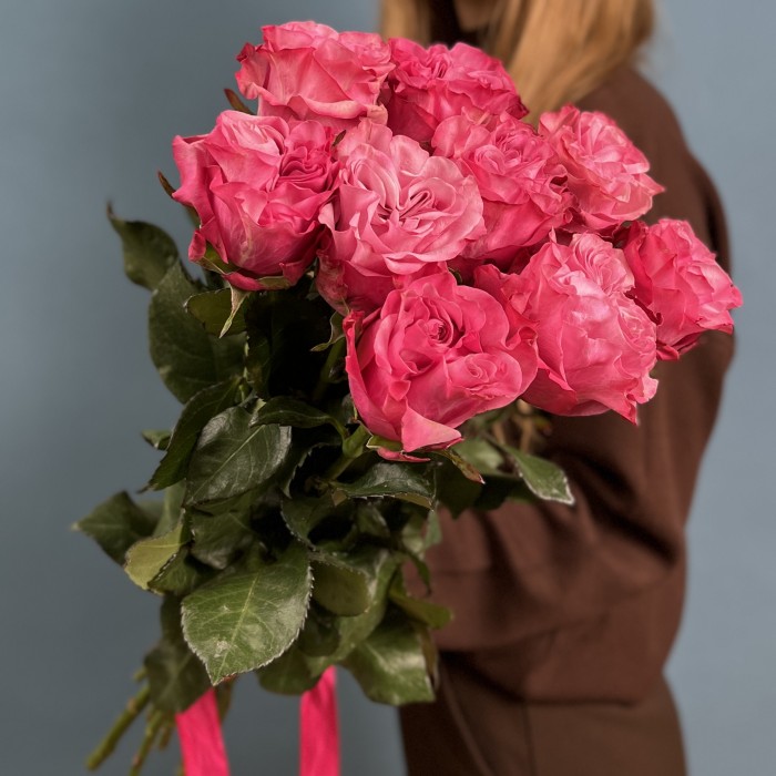 9 пионовидных роз Кантри блюз 60 см