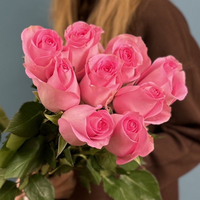 9 розовых роз Ревиваль 60 см