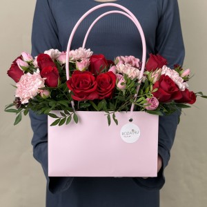 Букет дня в коробке Символ Любви