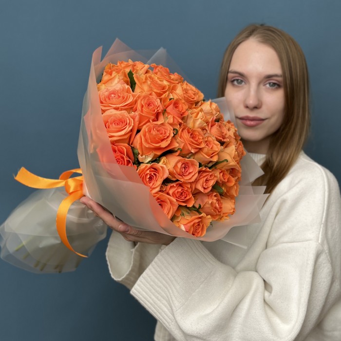 41 оранжевая роза Тропикал Амазон