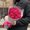 25 малиновых роз Вайлд Калипсо
