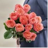 15 Кораллово-розовых роз Суперстейшн 50 см