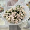 21 кустовая роза Роял Порцелина 70 см