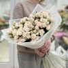 21 кустовая роза Роял Порцелина 70 см