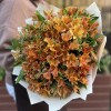 Букет из 29 оранжевых альстромерий