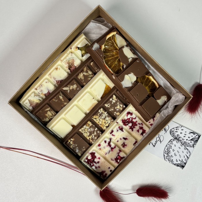 Шоколад ручной работы изысканный микс